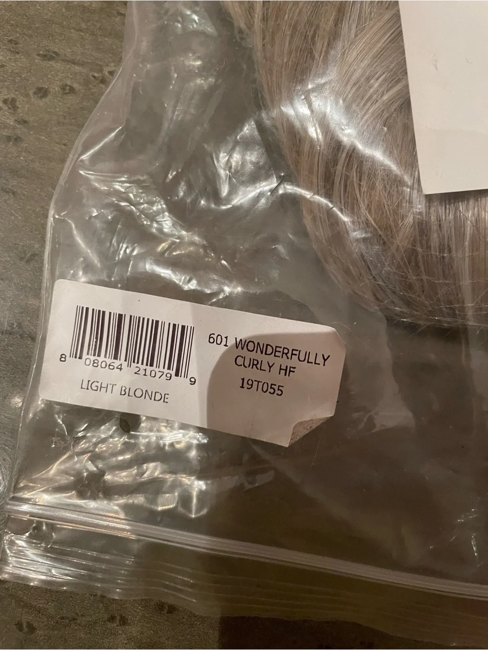 NWT Toni Bratton Light Blonde 601 wonderfully curly hair piece